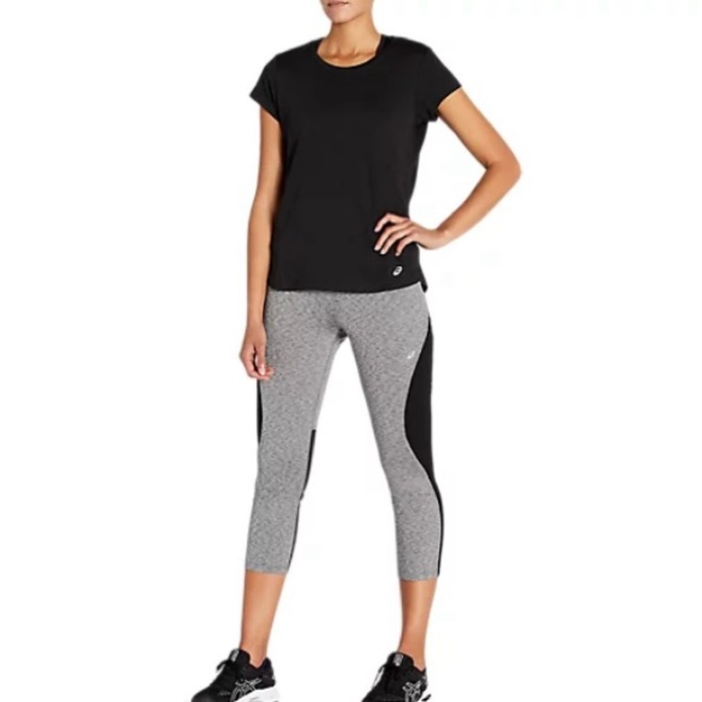 NWT ASICS CB Capri tights Size XS